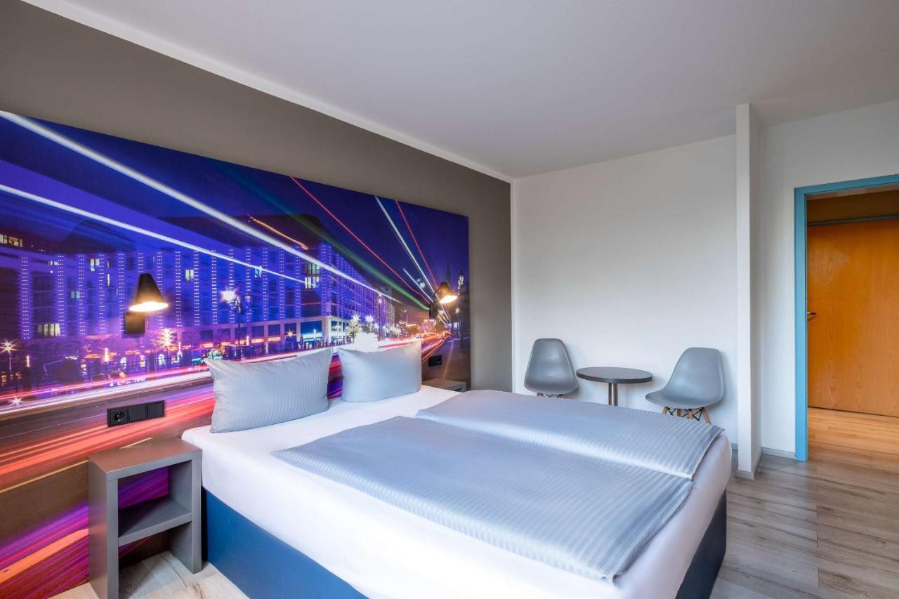 Hotel Berlin Lichtenberg Zewnętrze zdjęcie