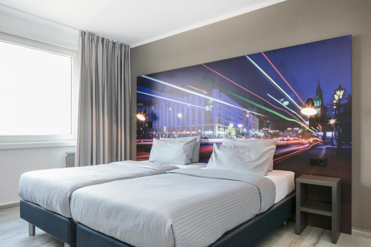 Hotel Berlin Lichtenberg Zewnętrze zdjęcie